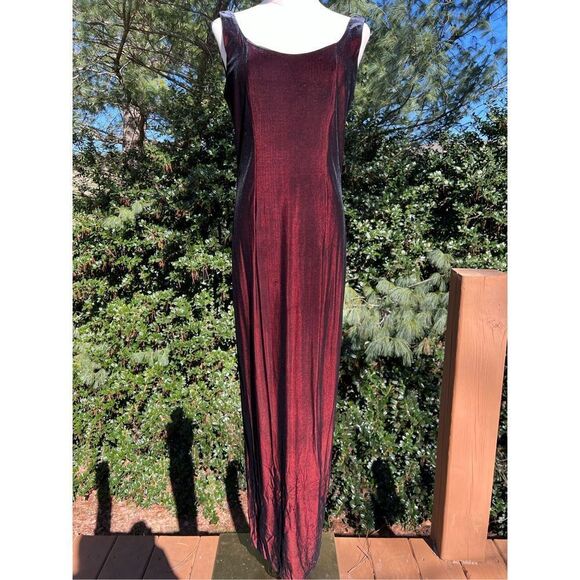 Vintage velvet dress - Picture 2 of 10